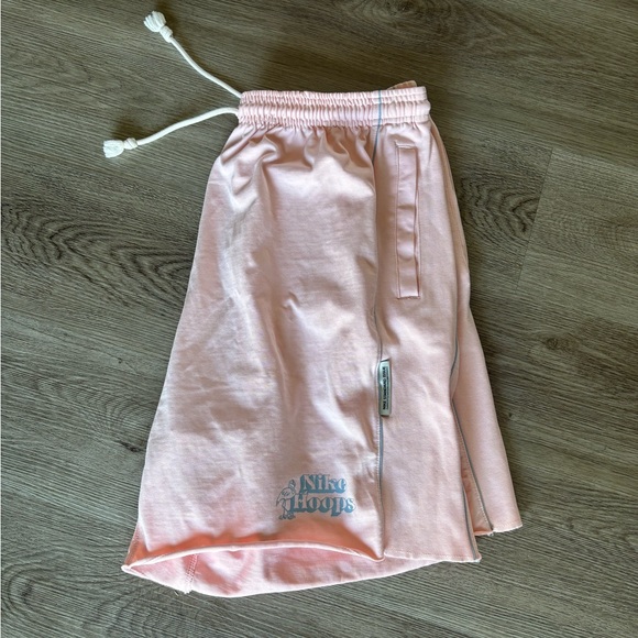 Nike Standard Issue Printing Logo Solid Straight Shorts Pink - Picture 9 of 10